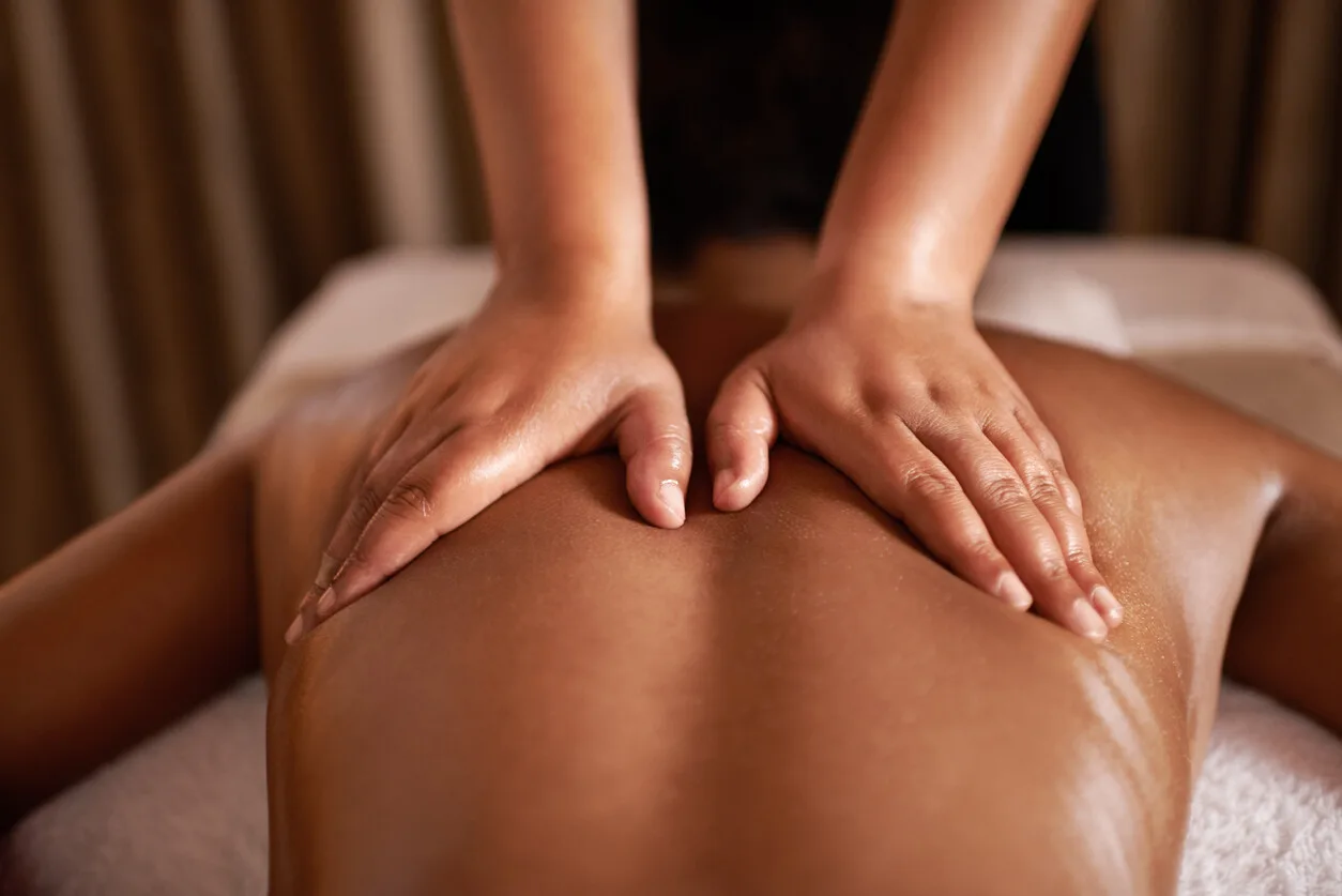 Massage profond du dos
